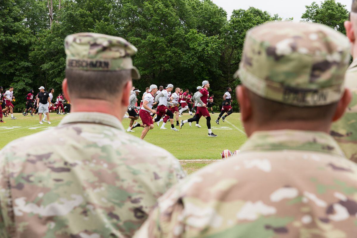 Redskins salute the military, Article