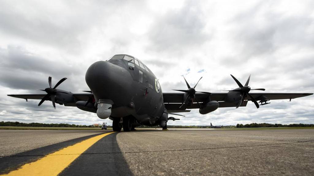 Special ops airmen get fewer new gunships than promised