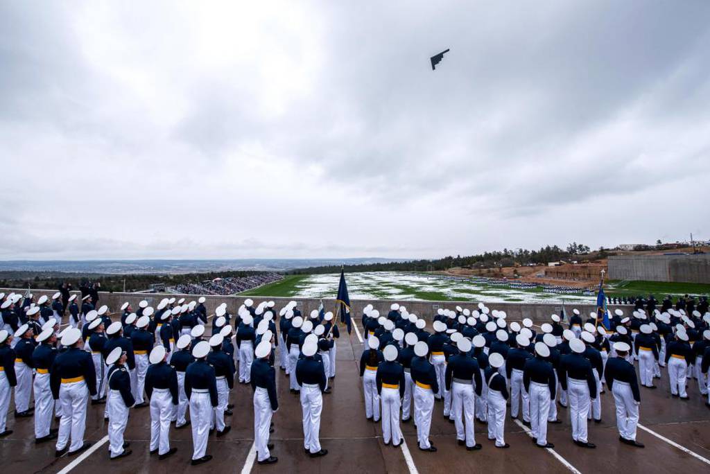 Rising number of pilot hopefuls among 2022 Air Force Academy grads